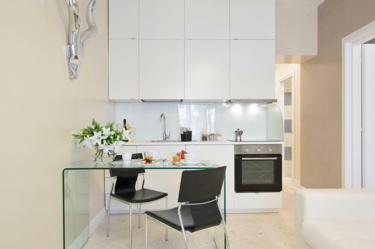 Petra Apartments โรม ภายนอก รูปภาพ