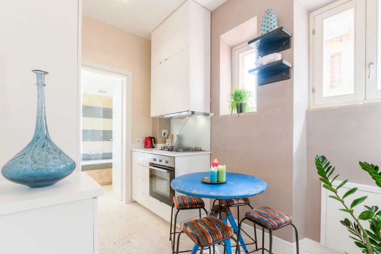 Petra Apartments โรม ภายนอก รูปภาพ